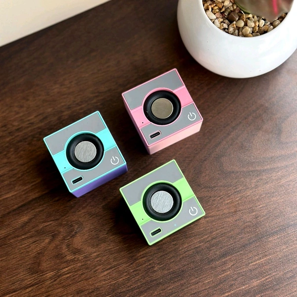 Mini Portable Square TidePlay Wireless Bluetooth Speaker Alloy Material HD Sound 5 W Bluetooth Speaker