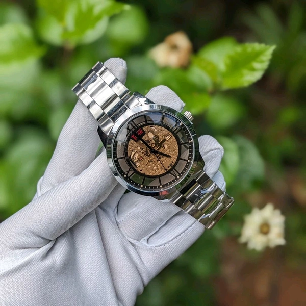 WooTime Analog Quartz Movement Collection Collection With High Quality Strap Best finishing Body & Case