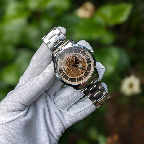 WooTime Analog Quartz Movement Collection Collection With High Quality Strap Best finishing Body & Case