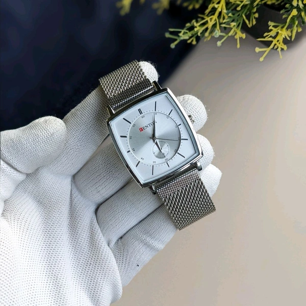 Fenton Analog Quartz Movement Watch With High Quality Strap Best finishing Body & Case