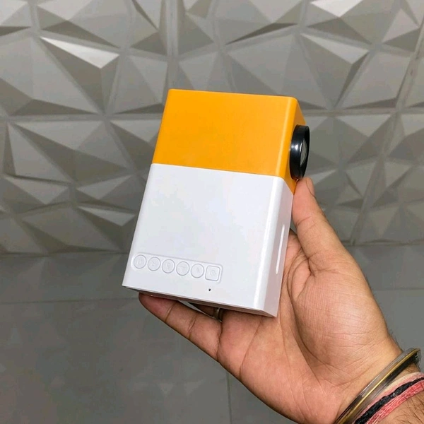 Mini Portable Movie Projector With Speaker - Fast Focus, Compatible With Laptops And TVs, Perfect For Game Consoles And USB Devices, Standard Plug, Home Theater Office Use, Ideal Gift - Yellow