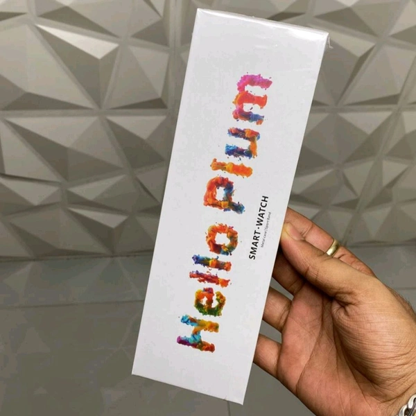 Hello Plum H16 Smartwatch – 1GB Storage, Smooth 60Hz Display, Always-On, TWS Connectivity