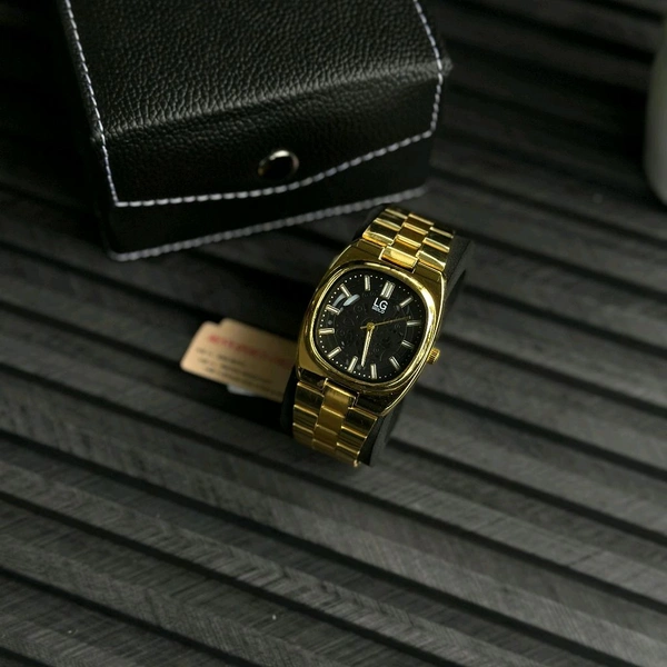 LG Gold Budget Analog Quartz Watch โ Premium Style at a Budget Price - Black