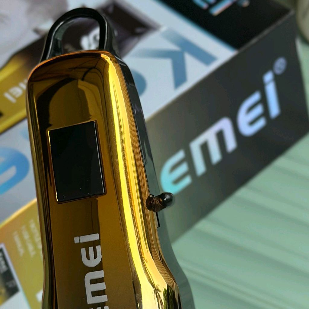 Kemei KM-730A Professional Hair Clipper – Gold Edition