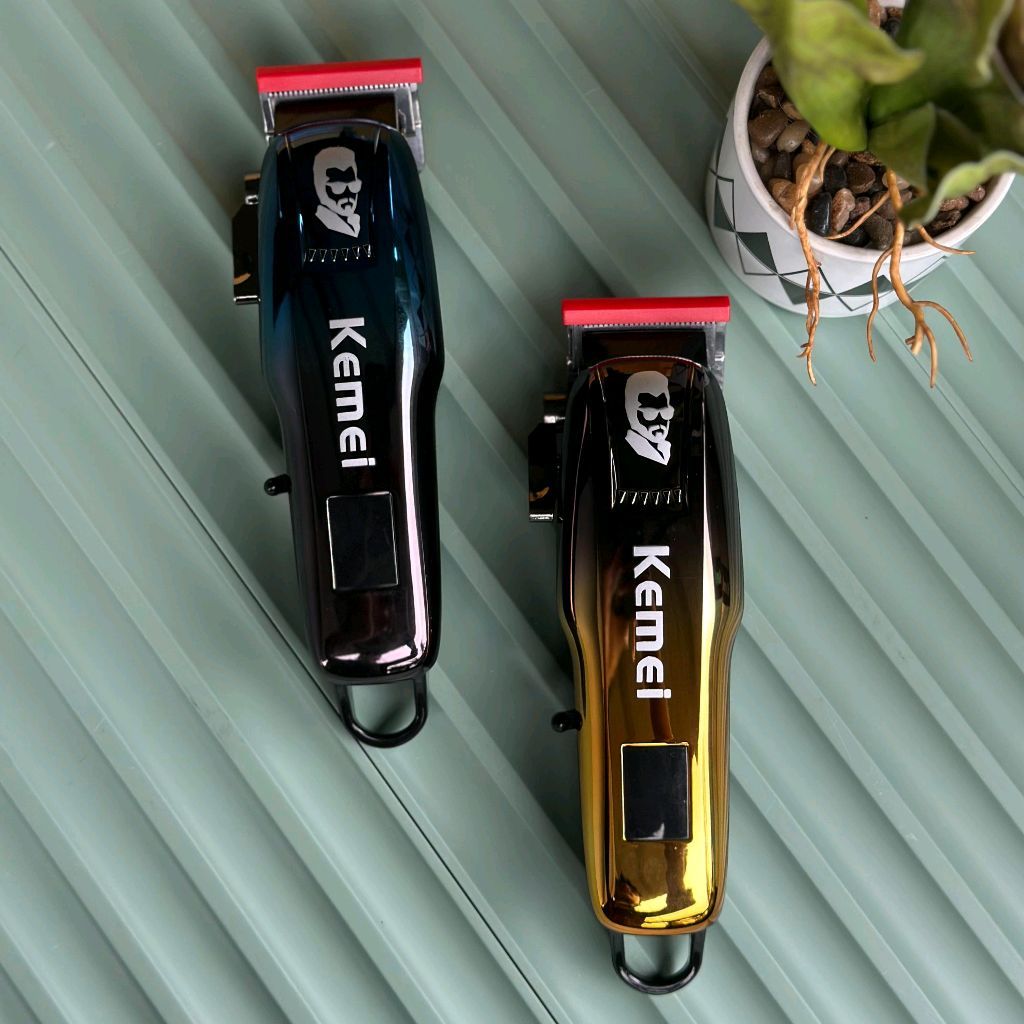 Kemei KM-730A Professional Hair Clipper – Gold Edition