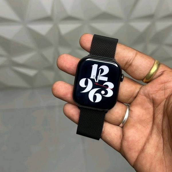 Hello Plum H16 Smartwatch β 1GB Storage, Dual Strap, Smooth 60Hz Display, Always-On, TWS Connectivity - Black, 1 Month Cybzone Warranty