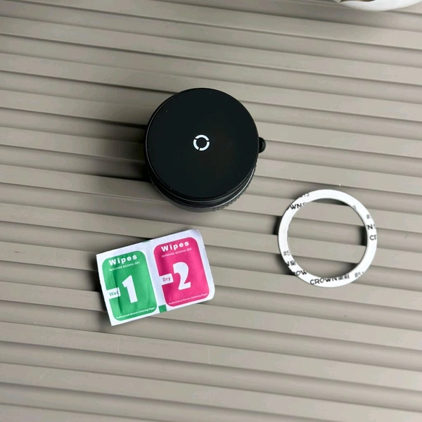 K009 Magnetic Phone Mount with Vacuum Suction – 360° Rotation, One-Hand Operation, Secure Dash Mount for All Smartphones (Universal Fit)