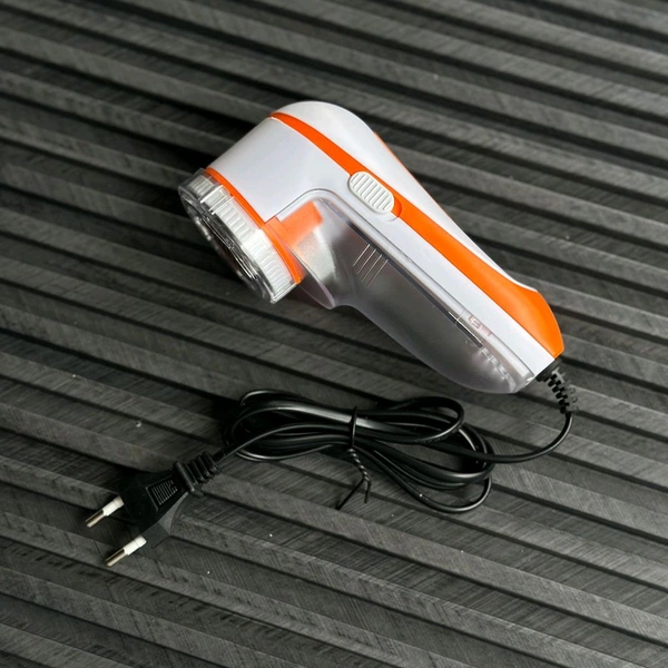 Nova NLR-208 Electric Lint Remover – Restore Clothes Instantly with Sharp Rotary Blades