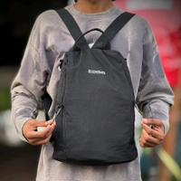 Minimalist Urban Backpack | Lightweight & Water-Resistant | Hidden Side Zipper | Unisex Design – BESCHERMEN - Black