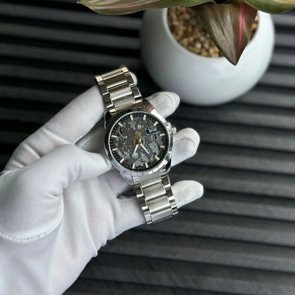 WooTime Budget Analog Quartz Watch – Premium Style at a Budget Price - SRB5