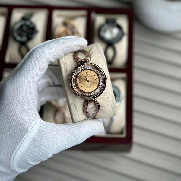 LG Gold Budget Analog Quartz Watch – Premium Style at a Budget Price - Gold Dial