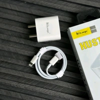 Hitage Hustler PD27W Quick Charger | 27W PD Fast Charging | Type-C to Lightning Cable Included - 6 Months Warranty