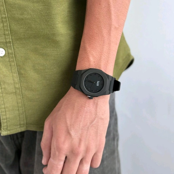 Arabic Aura Minimal Matte Arabic Dial Watch | Luxury-Inspired Design - Black