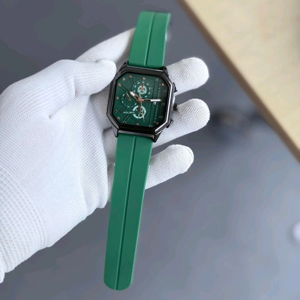 WooTime Budget Analog Quartz Watch – Premium Style at a Budget Price - Green