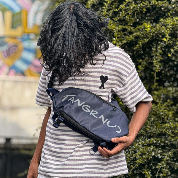Tangrnu Crossbody Sling Bag – Stylish & Functional Everyday Carry - Black
