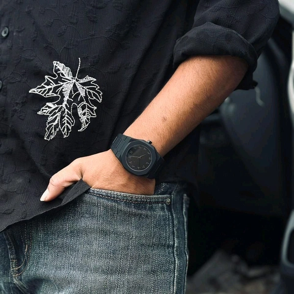 Arabic Aura Quartz Men's Watch | Date Display | Arabic Numerals  - Black