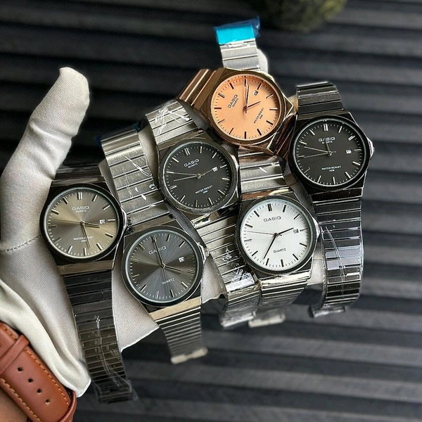 Most Demanded Gasiq Quartz Movement Watch With High Quality Strap Best finishing Body & Case - SRB1