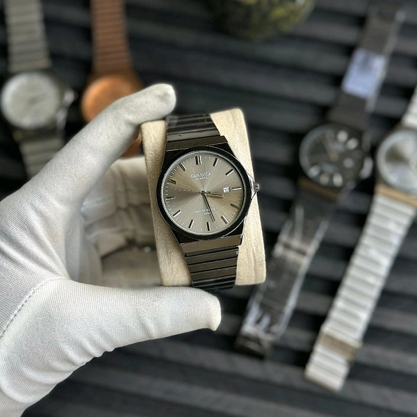 Most Demanded Gasiq Quartz Movement Watch With High Quality Strap Best finishing Body & Case - SRB3