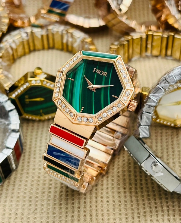 DIOR👉🏽 For Women👉🏽 Gem DIOR - White