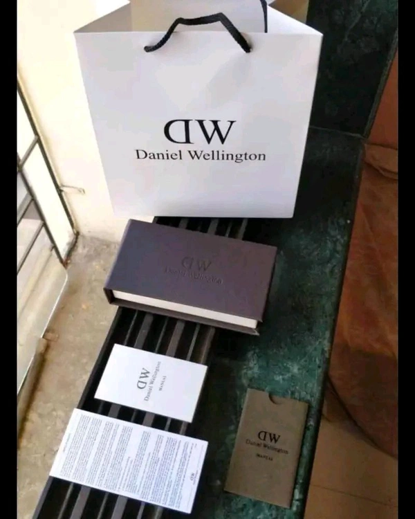 Daniel Wellington Original Box
