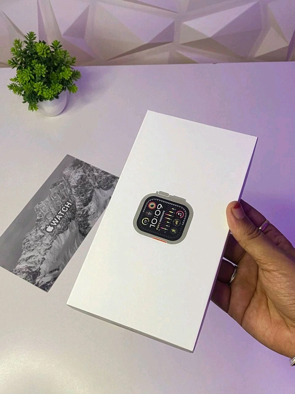 Ultra 3d Curved Display With Dual Strap In Box, Always On Display