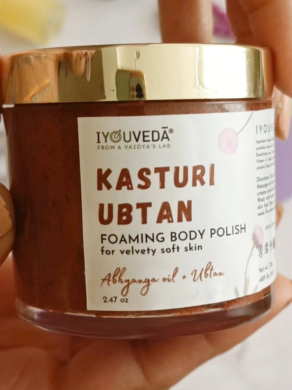Kasturi Ubtan Foaming Body Polish - Maroon, 100g