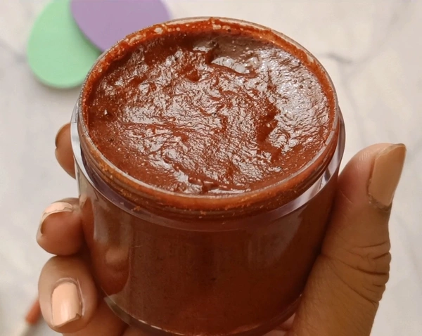 Kasturi Ubtan Foaming Body Polish - Maroon, 100g