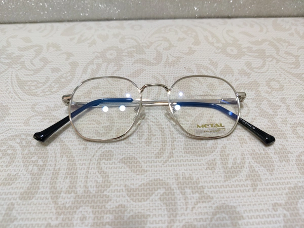 Metal Hexagon  - Silver, 49