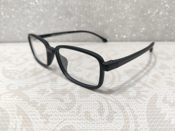 Unbreakable 8244 - Black, 47