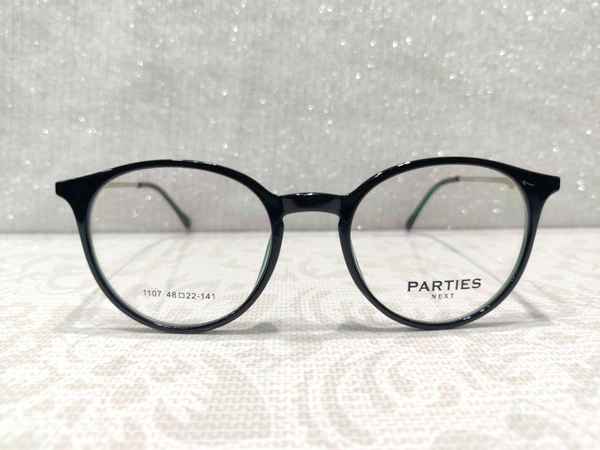 Parties 1107 - Black, 48