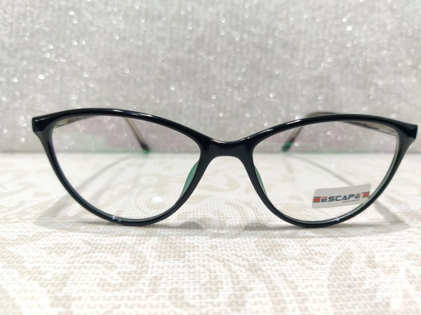 Escape 2010 - Black, 52