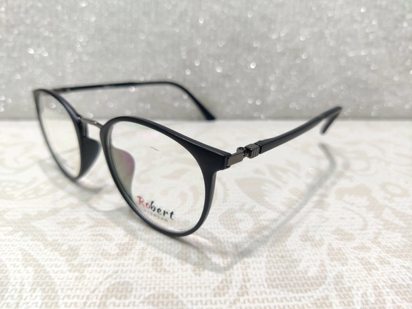 Robert 838309 - Black, 49