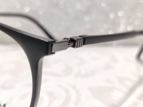 Robert 838309 - Black, 49