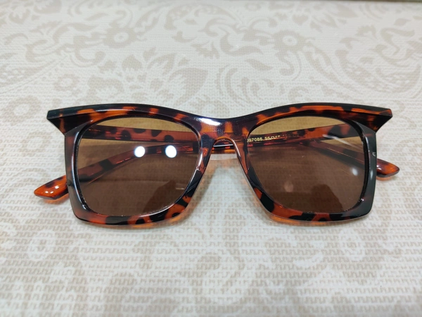 Kd 97086 - Nutmeg Wood Finish, 55