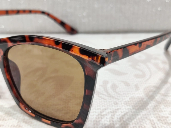 Kd 97086 - Nutmeg Wood Finish, 55