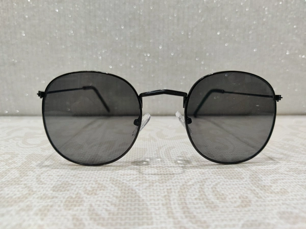 G 001 - Black