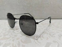 G 001 - Black