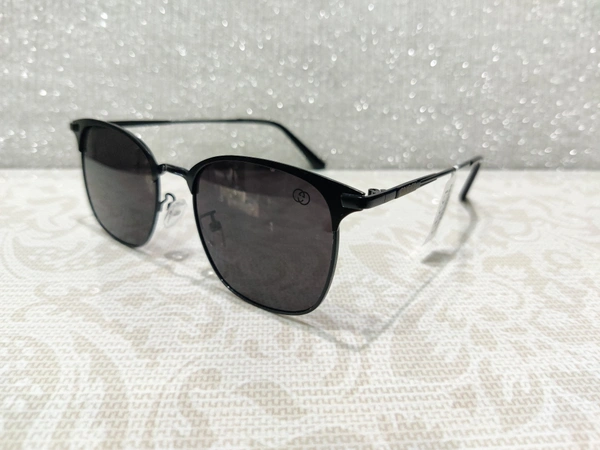 Gucci 705 - Black