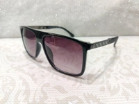 Seven Street 148 - Black