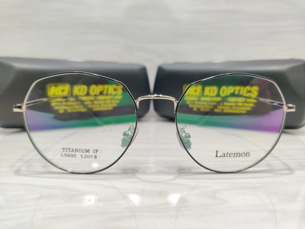 Latemon Titanium 5695 - Black, 52