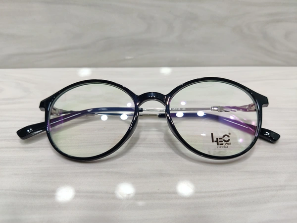 Leo 004 - Black, 50