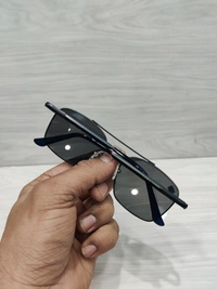 Knight Horse Polarized 31316 - Black, 53