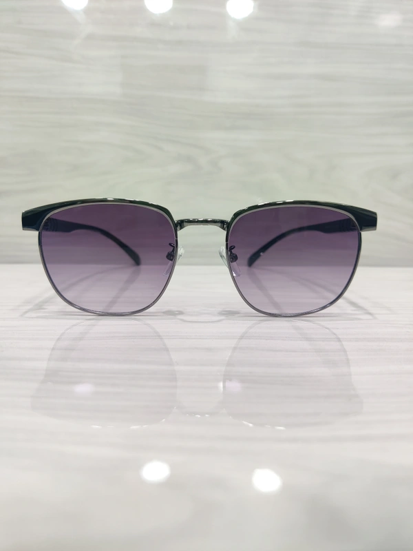 B80 688 - Dove Gray, 54