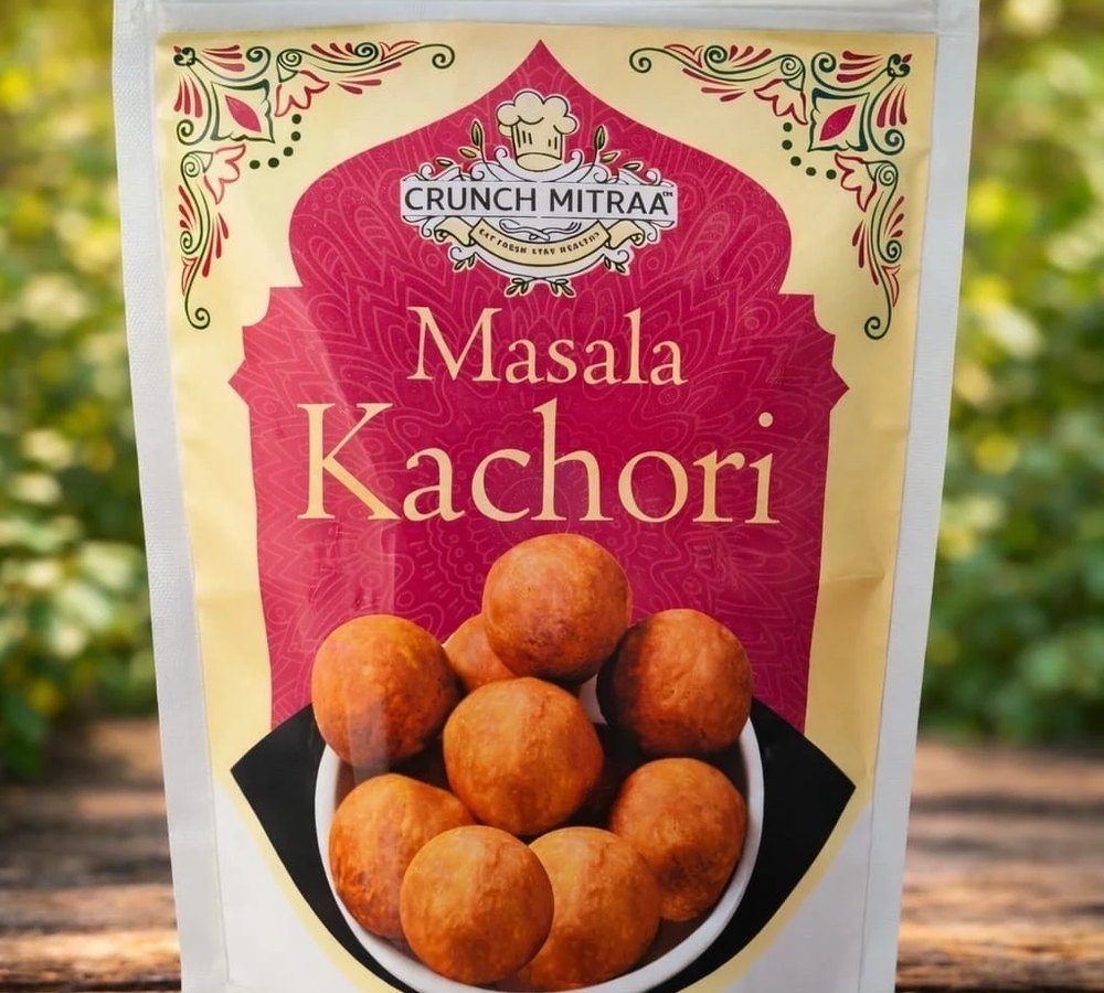 Crunch Mitraa Masala Kachori pouch