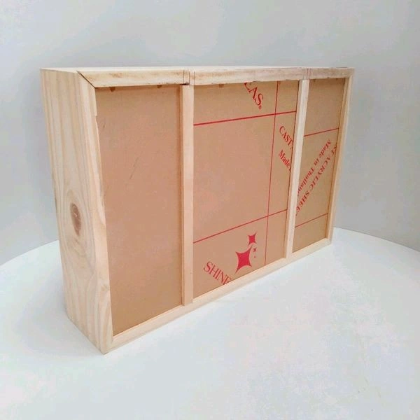 Kaleera,Varmala Preservation Pinewood Frame - 18/12/4"