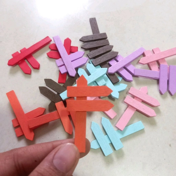 Miniature Wooden Post-10 Pc
