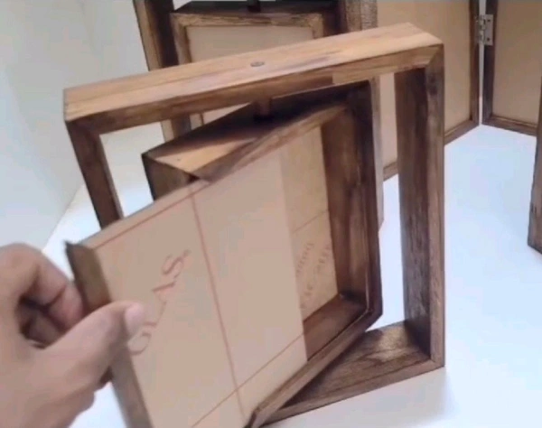 LedyTeak Wood Rotating Frame / Floating Frame / Varmala Preservation - 8/6/1.5"