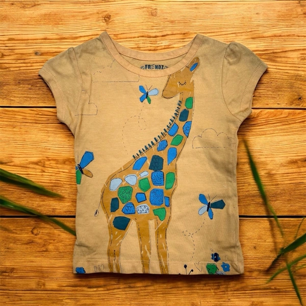 FRIENDZ Brand Cute Giraffe & Butterflies Print Kids T-Shirt (Khaki/Tan) - 6-12 Months