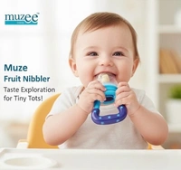 Muzee™ Soft-Sip Fruit Feeder