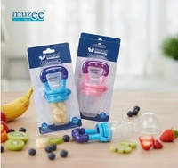 Muzee™ Soft-Sip Fruit Feeder